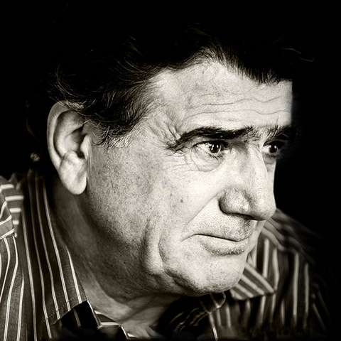 محمدرضا شجریان دوش دوش