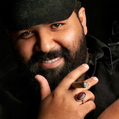 رضا صادقی کلافه