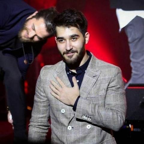 علی یاسینی یه ثانیه