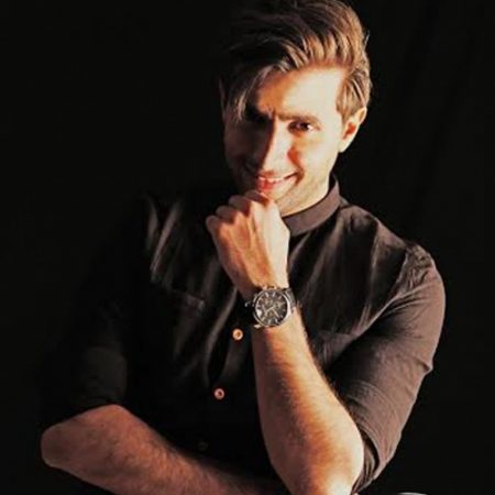 امیر فرجام قاب عکس