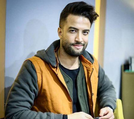 بنیامین بهادری بمونه