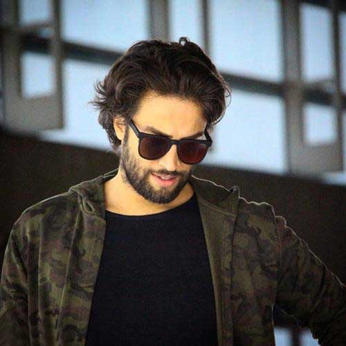 بنیامین بهادری بی اعتنا