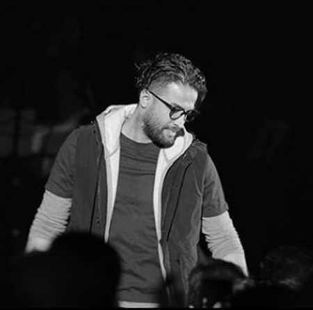 بنیامین بهادری تظاهر