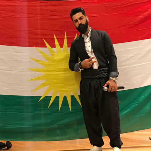 آرش غریب روژئاوا