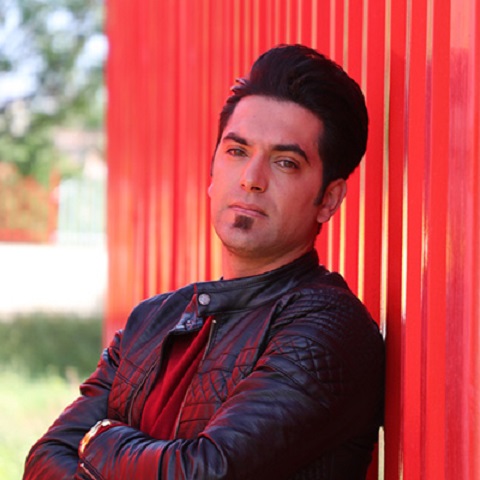 روح الله خداداد آغلاما