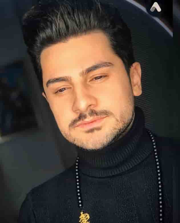 سعید شریعت ماه من