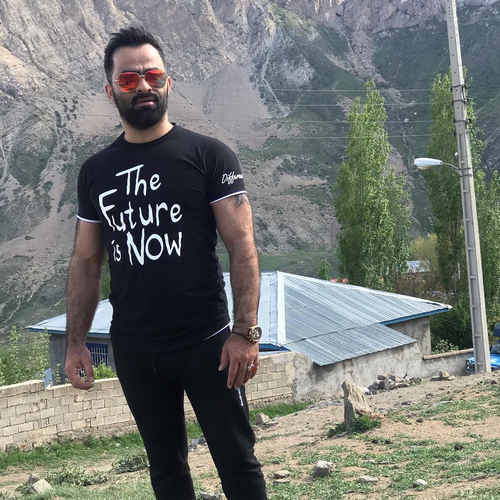 ولی قاسمی عقاب