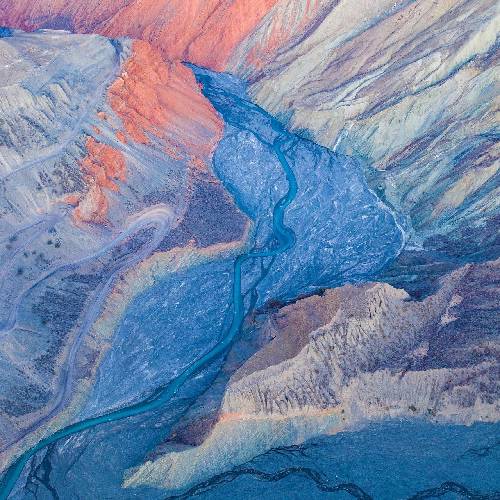 دانلود آهنگ اونم دوقلو سنگین و توپولو یه نگاه بنداز ببین آب وصله 