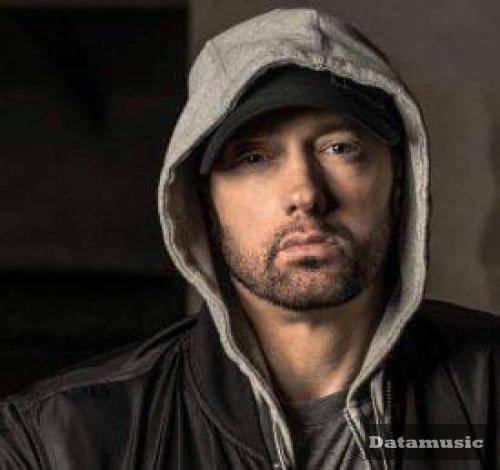 دانلود آهنگ Crack A Bottle امینم