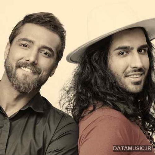 دانلود آهنگ در حد یه عادت میخوام که نباشه احساس ما دوتا باید عاشقی باشه ماکان بند