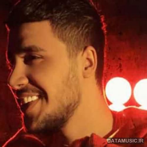 دانلود آهنگ  هر شب درگیرم بی رحم با فکرت دلشوره میگیرم میرم کوچه ها بی تو نفس گیرن آروین صمیمی