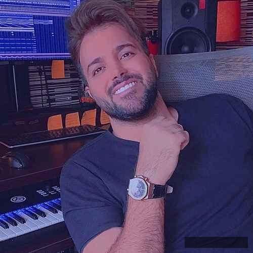 دانلود آهنگ بیا نزدیک نزدیکتر عشق من تاج سر عشق من از همه بهتر عشق من علی عبدالمالکی