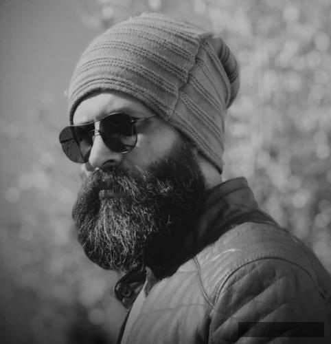 دانلود آهنگ آسمون کاری بکن کاری بکن خیسم کن از بارون ترم کن ایزدمهر