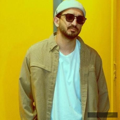 دانلود آهنگ من یه پارو کلیشه ام برات آذوقه میشم من گل رزیم که خود کاکتوس ریشم سینا ساعی