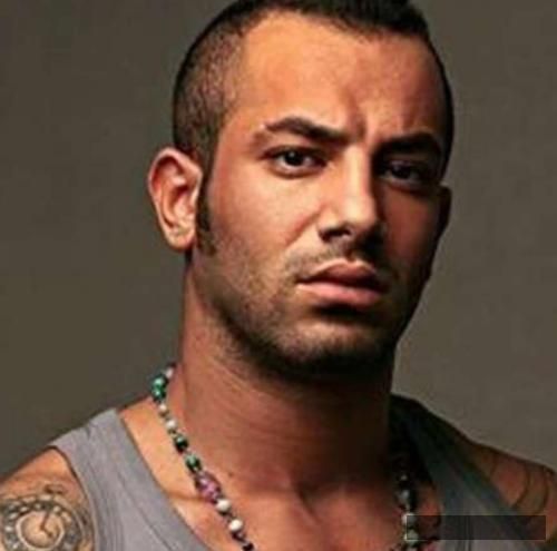 دانلود آهنگ من همونم امیر تتلو