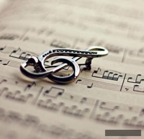 دانلود آهنگ بچ آیسن