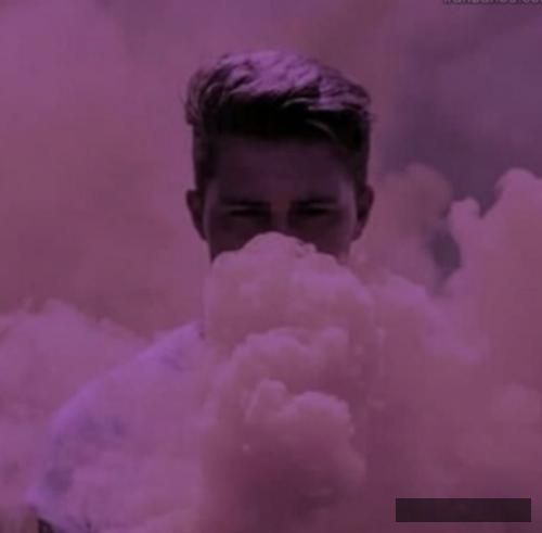 دانلود آهنگ من بی تو  