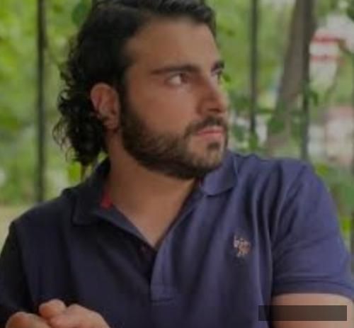 دانلود آهنگ نمک نشناس صادق