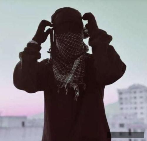 دانلود آهنگ من همیشه ایسین