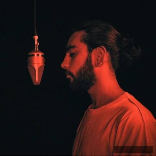 دانلود آهنگ آدم برفی امین تیجی