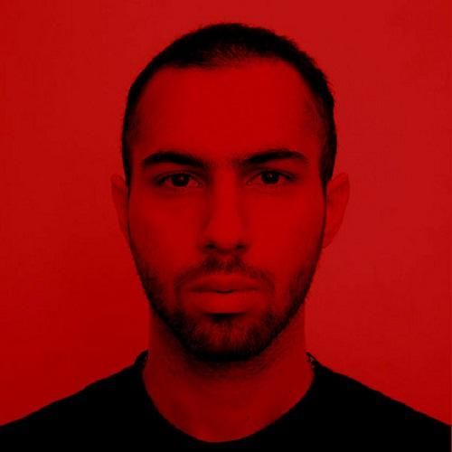 دانلود آهنگ میپیچه تو کوچه ها صدای پامون درمیاد دونه دونه چشای آخوند اشکان فدایی