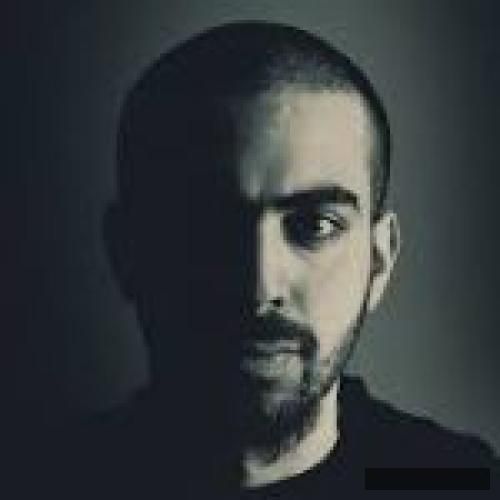 دانلود آهنگ هنوز تو ضبط ماشینم هایده میخونه بهرام