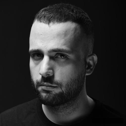 دانلود آهنگ تنهات میذاره اونی که یه روزی بوسیدت دانیال