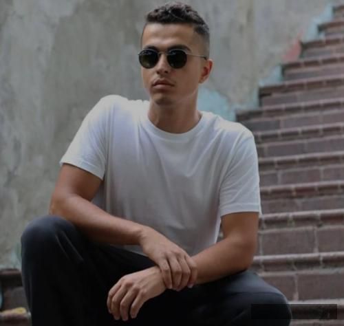 دانلود آهنگ تعل تعل بیا بپر تو بغل بغل لیتو