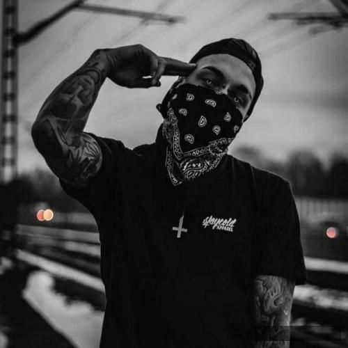 دانلود آهنگ میگم دوست دارم میگی مرسی بعد میگی چرا میشی ناشناس