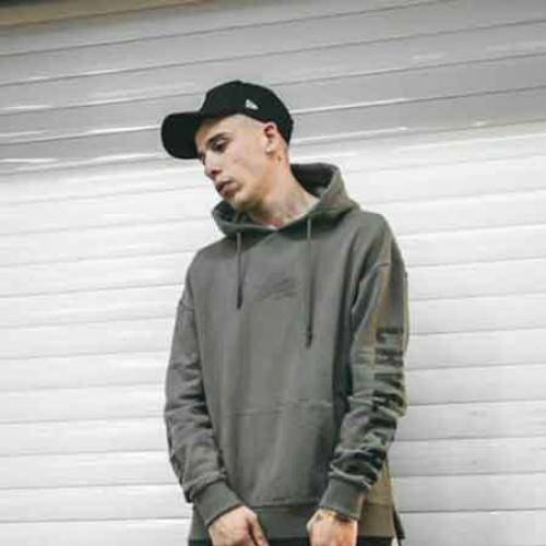 دانلود آهنگ هی مونالیزا بگو راز خنده هات چیه کوروش