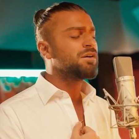 دانلود آهنگ با هم ته دنیارو دیدیم ولی حالا تو داری میری هومان