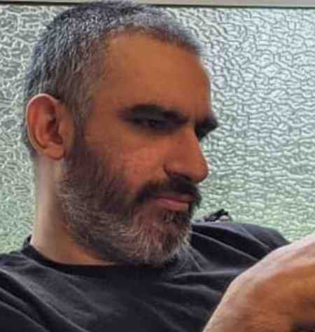 دانلود آهنگ تابلوی راهنما تو راهروهای شلوغ ذهنی هیچکس