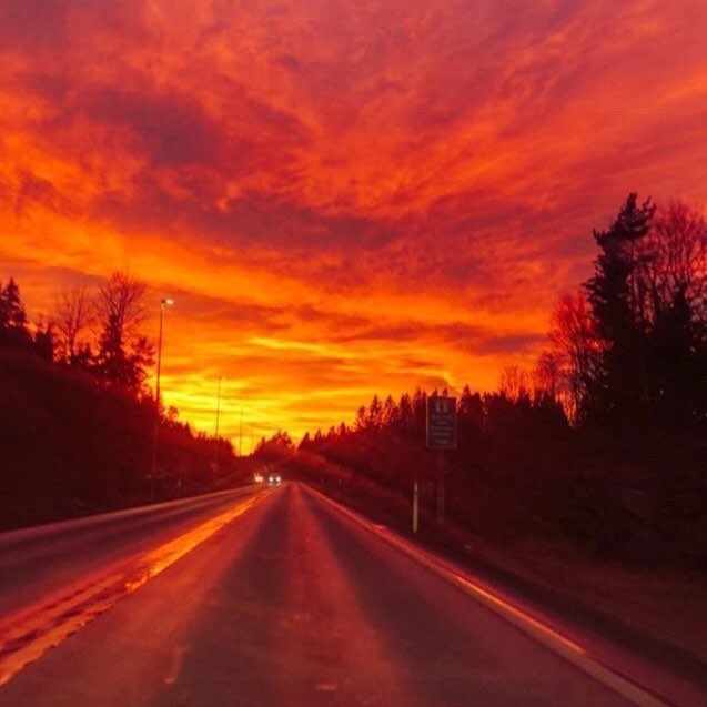 دانلود آهنگ تا میبینمت میگیرم من وایب خوب میدیم به غمامون ناشناس