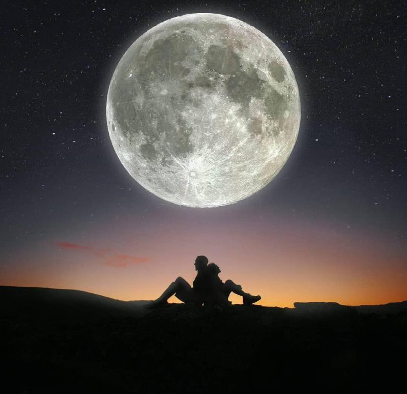 دانلود آهنگ من از همه دورم ادما جز تو برا من همشون مسخره بودن امیر تتلو