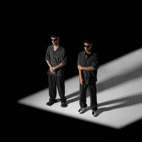 دانلود آهنگ افتادی تو تله تله اون که توشی عشق نیست رابطه نیست هچله دورچی