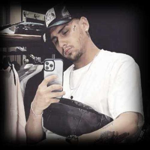 دانلود آهنگ هرچی دارم فقط ماله منه تن تو شایان یو