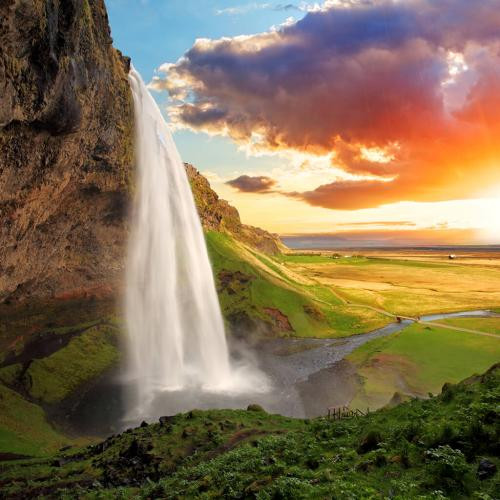 دانلود آهنگ یه روزی میزنم صداتو برمیگرده دخترم شروین حاجی پور