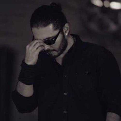 دانلود آهنگ بگو دیگه اخه کی مث تو جون داد این ادم بی حسو فدی