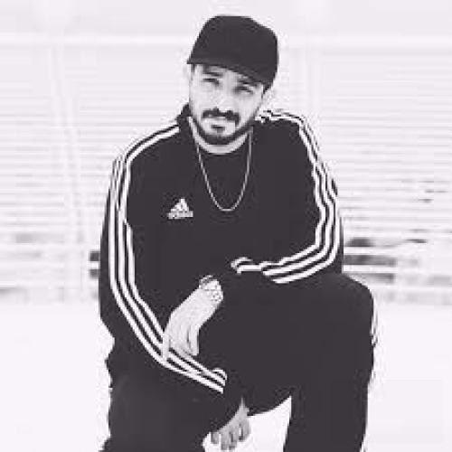 دانلود آهنگ تکلیف نامعلوم جلومون راه بندون آسمون که سیاه من کوتاه نمیام سینا ساعی