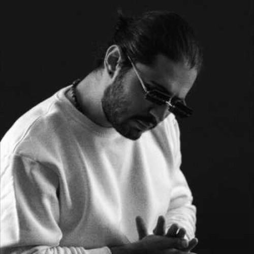 دانلود آهنگ پشت خنده هام پر درد بود گفتی به من نگی به کی بگی پس فدی