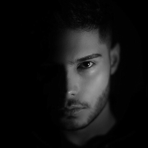 دانلود آهنگ توی فکرتم کاش میدونستی مرداد