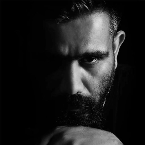 دانلود آهنگ هزار بار زد واقعه ما رو ما بلند می شیم باز هزارم علی سورنا