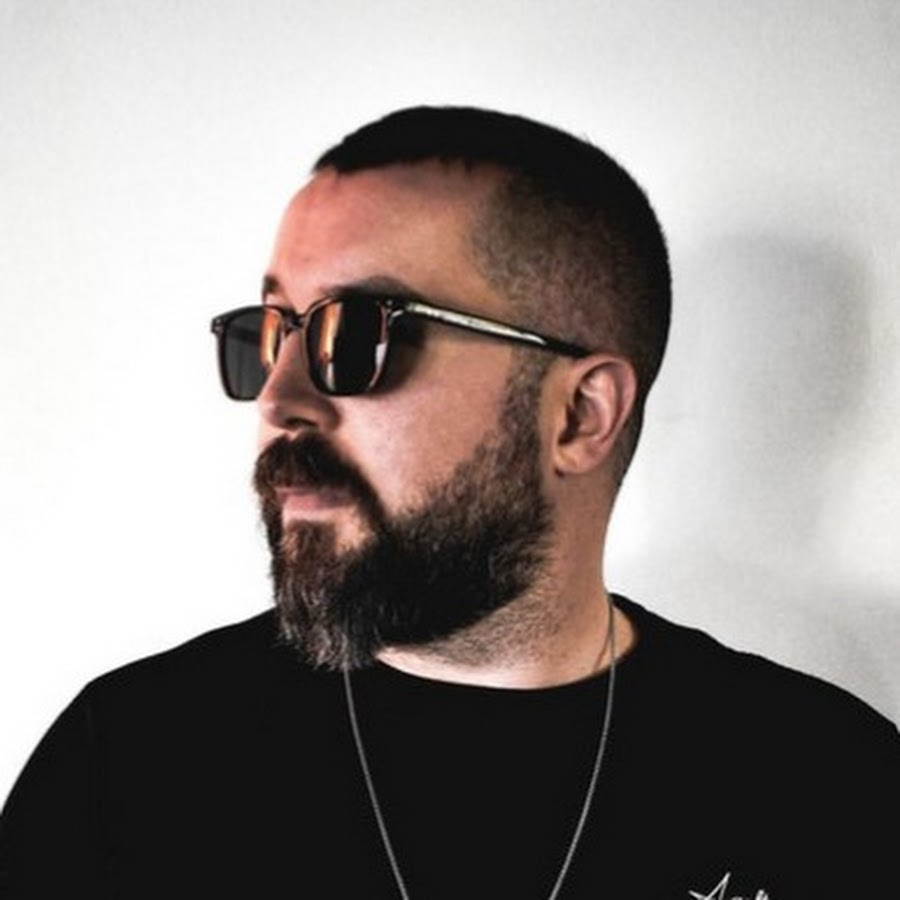 دانلود آهنگ لفظام مرزارو رد کرد بگو الله اکبر اکیپ الوات و ردن سهراب ام جی