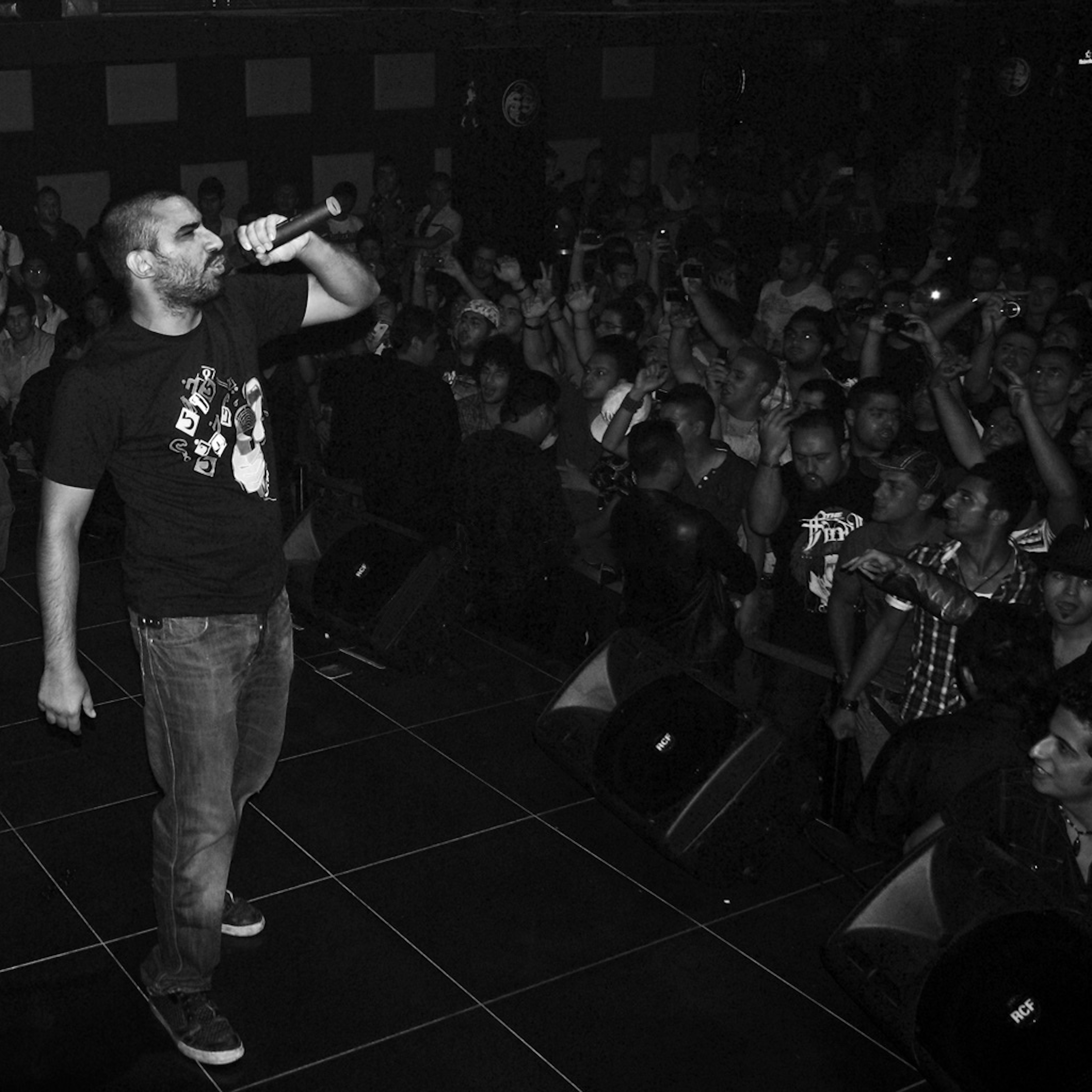 دانلود آهنگ چرا نمیمیری هیچکس