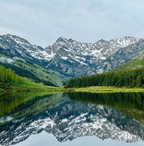 دانلود آهنگ مامان منو ببخش اگه یه روز از پیشتون برم علیرضا عباس