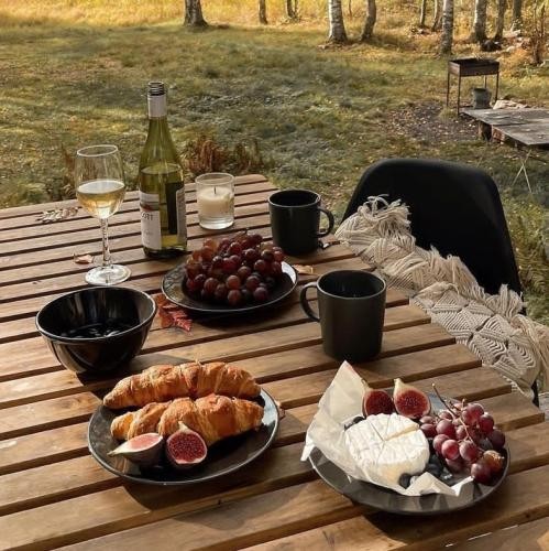 دانلود آهنگ من جواب گرفتم أ قلبم یه عمری پشت تاریکی نوره اگه از من بپرسی امیر خلوت و معراج