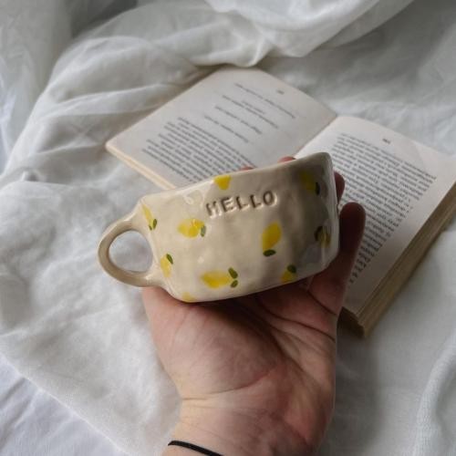 دانلود آهنگ دیگه دل من از این شهر بریده چرا کسی نیست بهم بده امیده علی اوج 