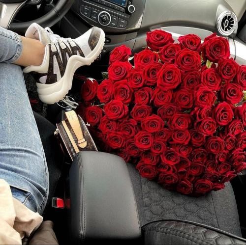 دانلود آهنگ کیه که جز من نگاتو می دزده اَ اون دو تا چشمات پوبون 