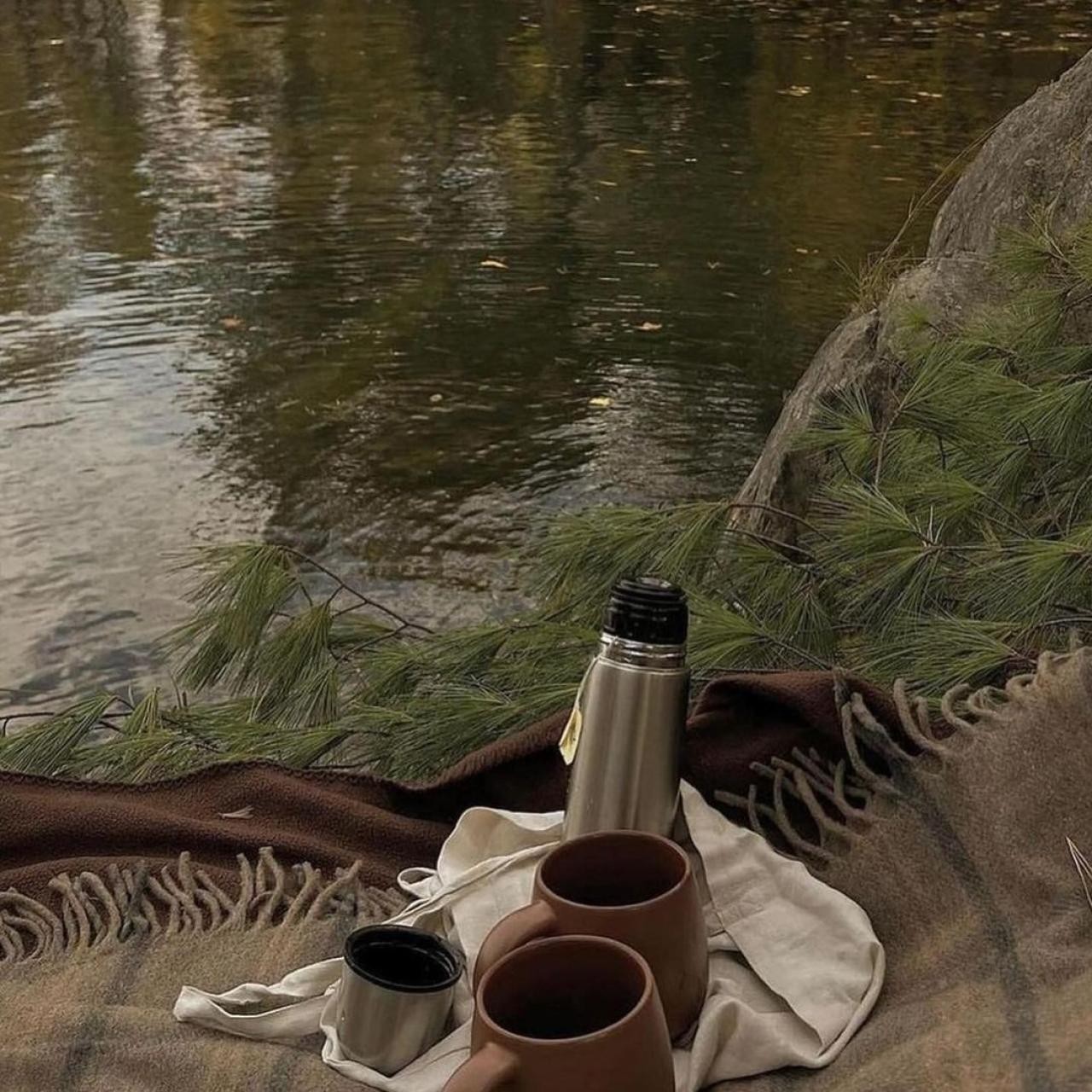 دانلود آهنگ رفتی و مونده خیالت مه موندم توو عشق محالت چرسی 