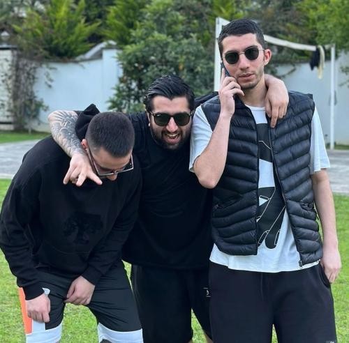 دانلود آهنگ عشق بچگی د دان 